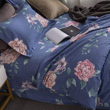 Load image into Gallery viewer, Blue Florals Duvet Cover Set