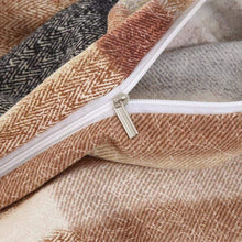 Load image into Gallery viewer, Burnana Duvet Cover Set
